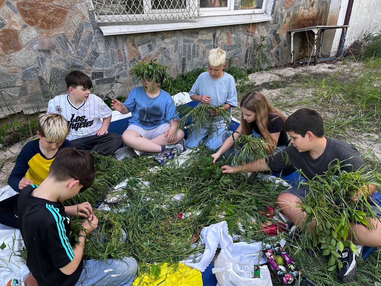 Шкільне життя Happy Learning