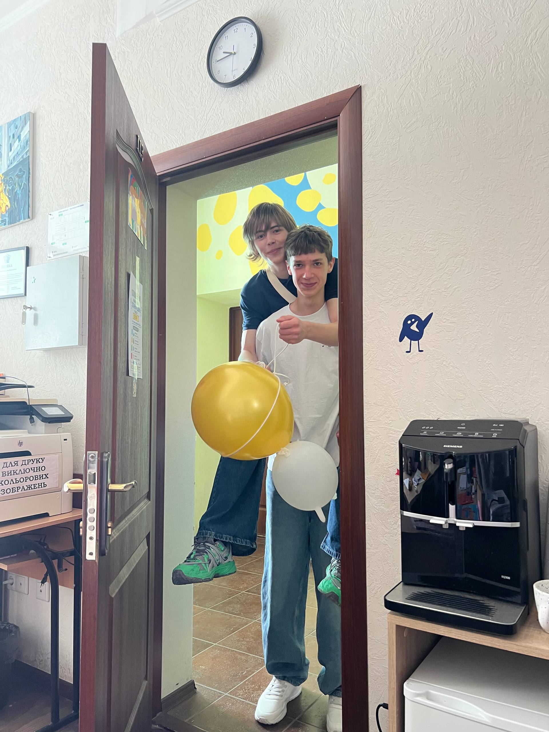 Шкільне життя Happy Learning