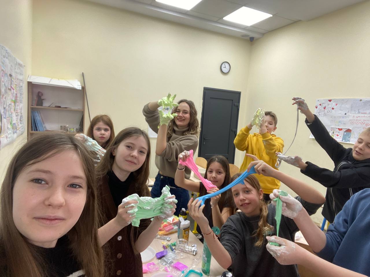 Шкільне життя Happy Learning